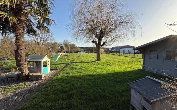 Maison à vendre    4 pièces •  Merville