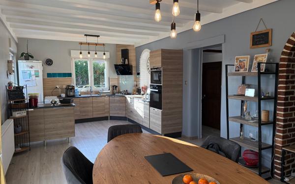 Maison à vendre    4 pièces •  Merville