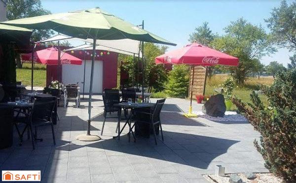 Murs commerciaux d'un établissement exceptionnel à reprendre, comprenant restaurant, cuisine et autres espaces servant l'activité évènementiel