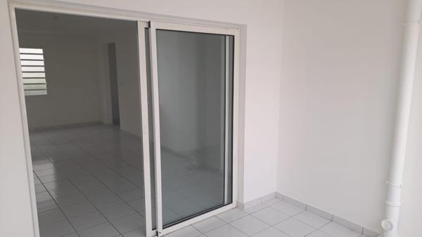 Appartement t4 Secteur Lamentin superficie 74 m2 + terrasse