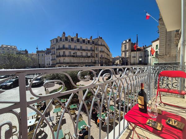Appartement 2 chambres exceptionnel ? Place de l'Hôtel de Ville Beziers