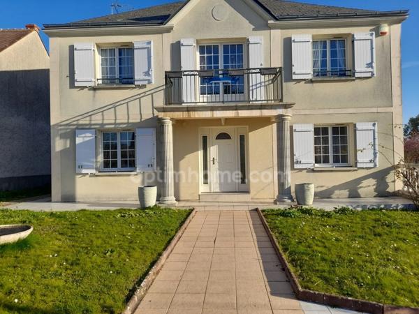 Maison duplex contemporaine avec prestations complètes et beaux volumes de 7 pièces AMILLY (45)
