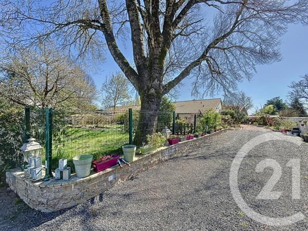 Maison à vendre  10 pièces - 269,02 m2 AZAY LE BRULE - 79