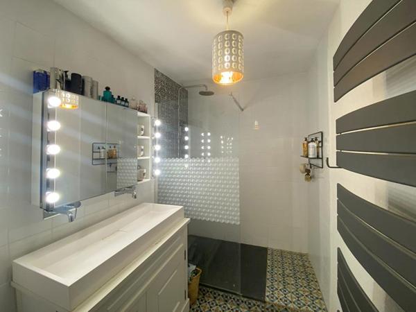 Appartement 3 pièce(s) 81 m2 avec Balcon Plage à pied