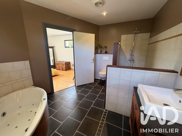 Maison à vendre 6 pièces 207 m² Pléguien