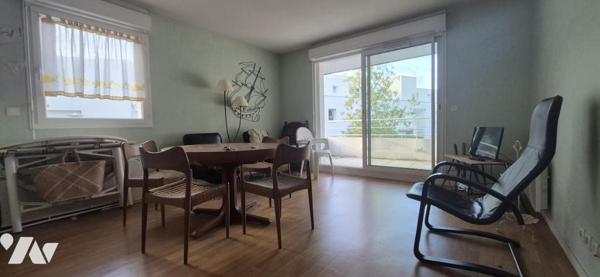 APPARTEMENT T3 - PLACE DE STATIONNEMENT