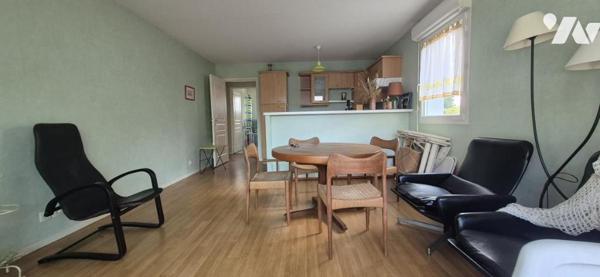 APPARTEMENT T3 - PLACE DE STATIONNEMENT