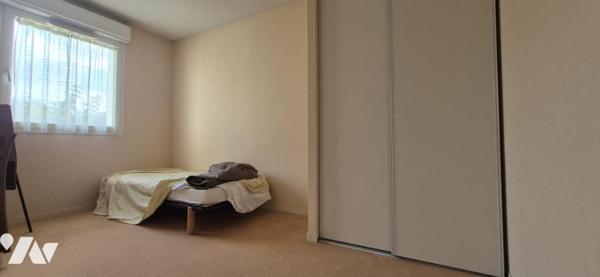 APPARTEMENT T3 - PLACE DE STATIONNEMENT