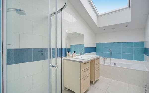 Maison à vendre    5 pièces •  Pechbonnieu