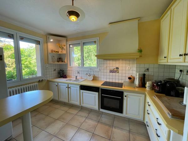 MAISON 110 M2 5 PIECES AVEC PISCINE
