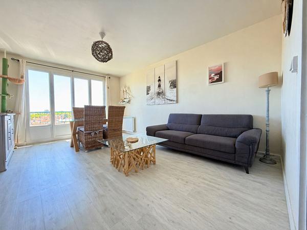 Appartement T3 lumineux - avec place de parking