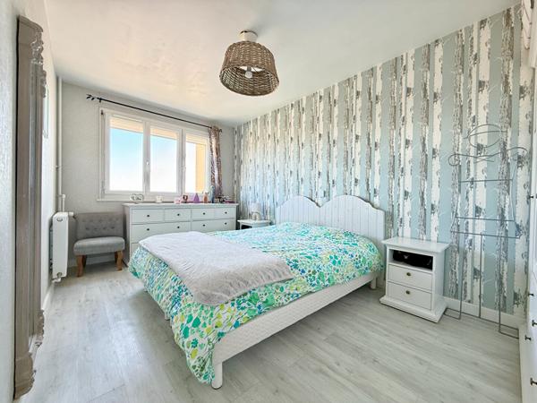 Appartement T3 lumineux - avec place de parking
