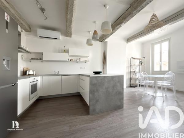 Location appartement 3 pièces 86 m² Toulon