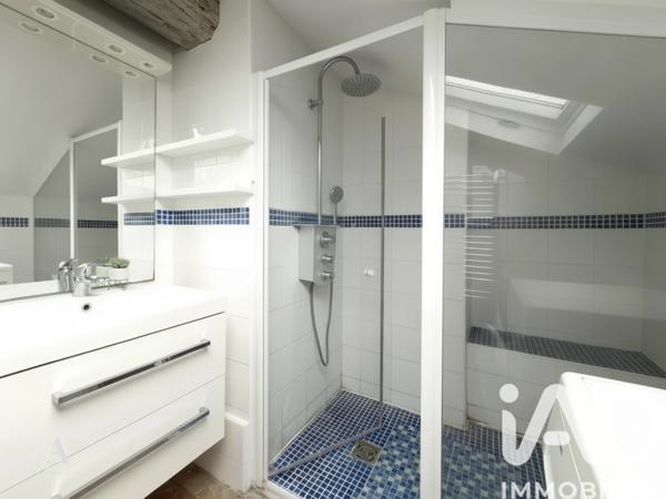 Location appartement 3 pièces 86 m² Toulon