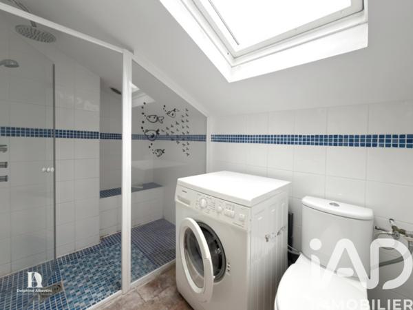 Location appartement 3 pièces 86 m² Toulon