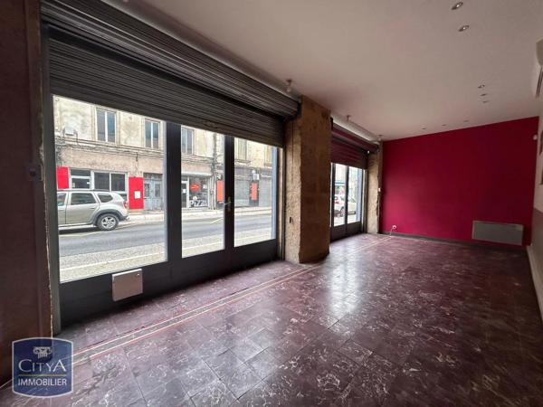 Local commercial à louer 41.95m² Orange (84100)