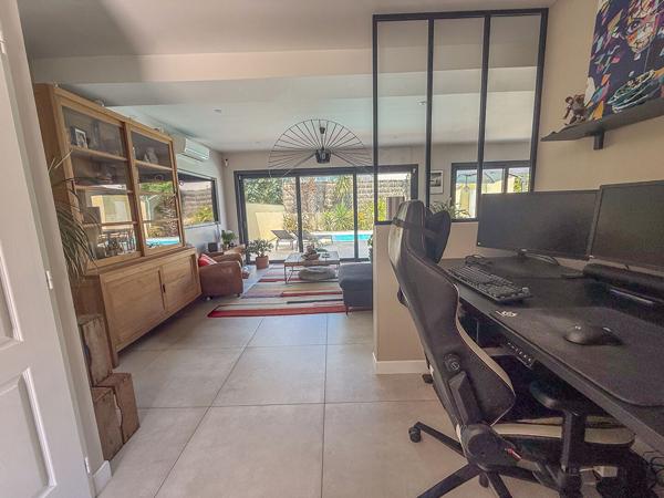 Maison Maison familiale Saint Medard En Jalles 5 pièce(s) 115 m2 - Coup de coeur - Quartier du "Centre-ville" ! 115 m²
