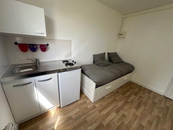 BREST STUDETTE MEUBLEE