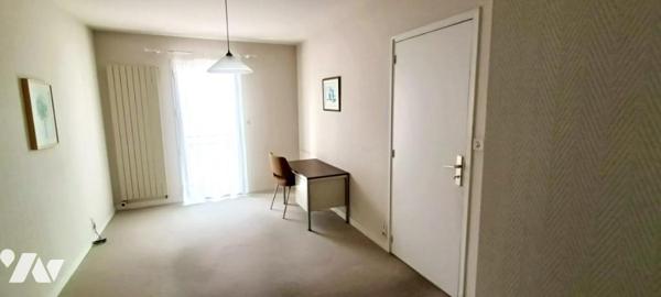 Maison au calme sur chemin privé accès sécurisé