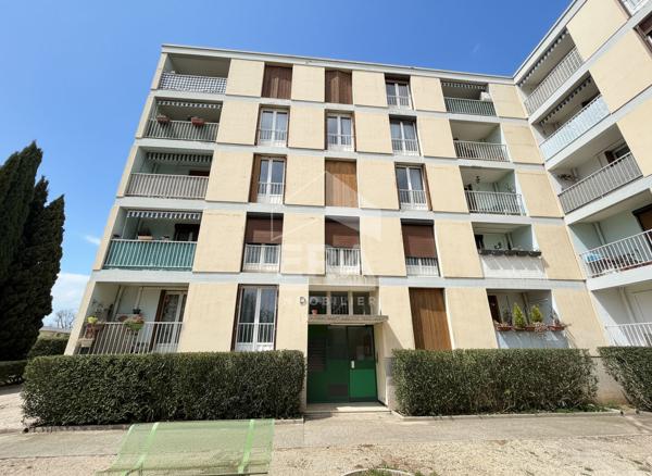 Appartement type 4 résidence LES ACACIAS