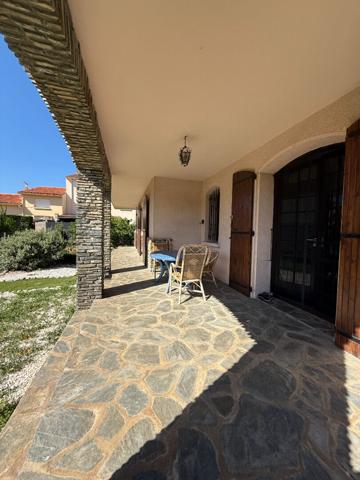 PRADES Maison 5 pièce(s) 189 m2