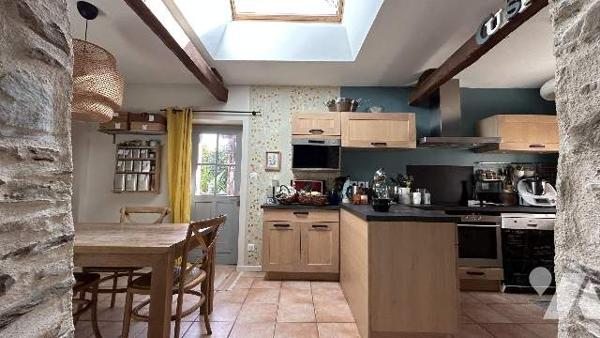 ANCIEN PIEURE SUR 2861 m² de terrain