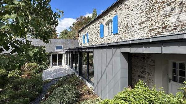 ANCIEN PIEURE SUR 2861 m² de terrain