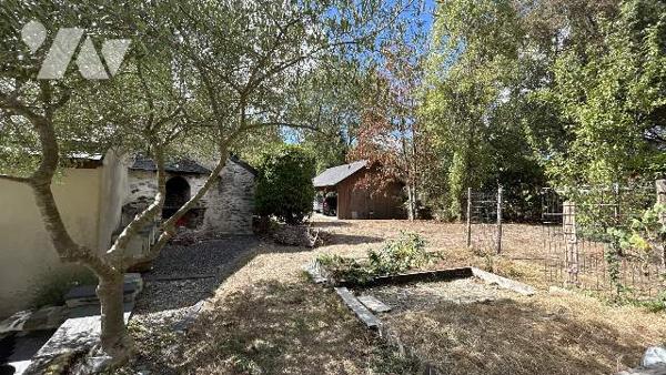 ANCIEN PIEURE SUR 2861 m² de terrain