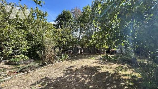 ANCIEN PIEURE SUR 2861 m² de terrain