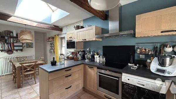 ANCIEN PIEURE SUR 2861 m² de terrain