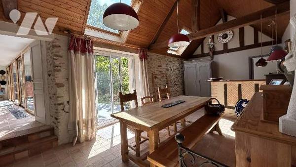 ANCIEN PIEURE SUR 2861 m² de terrain