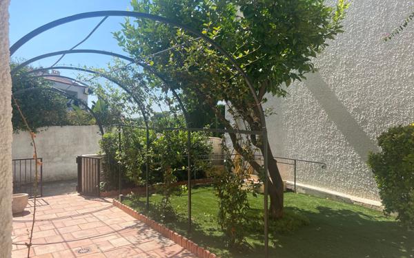Maison à vendre    5 pièces •  Cagnes-sur-Mer