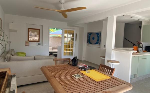 Maison à vendre    5 pièces •  Cagnes-sur-Mer