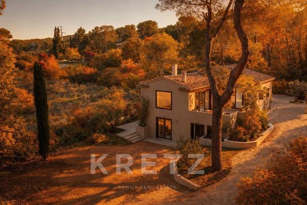 Maison rénovée à 5 mn du centre ville d’Aix-en-Provence, au cœur du très prisé site des Pinchinats