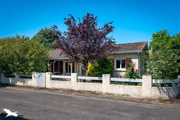 Maison 215 000 € Labastide-Saint-Pierre 4 p 87 m² DPE D