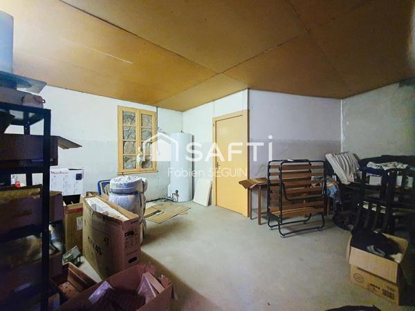 Maison de centre bourg intégralement rénovée avec possibilité de créer 2 à 3 appartements supplémentaires