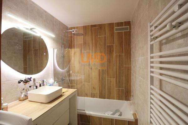 Appartement T3 entièrement rénové avec terrasse et garage
