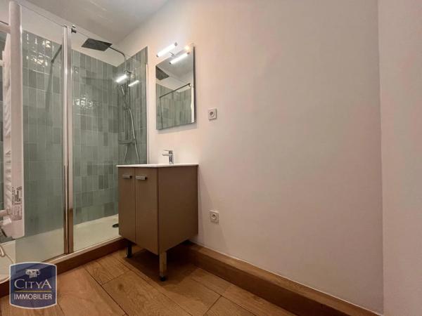 Appartement à louer 1 pièce 32.69m²