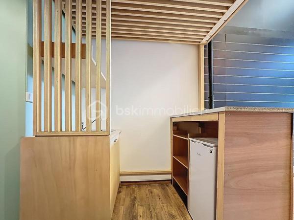 Local d activites de 25 m²