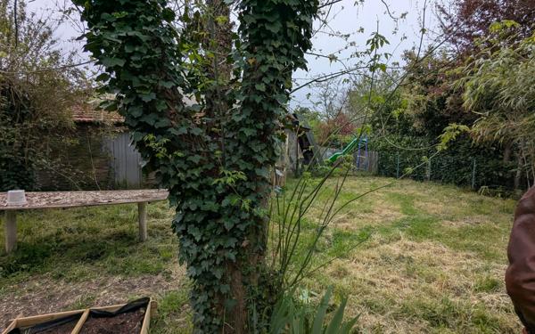 Immeuble à vendre    7 pièces • 200 m2 Périgueux