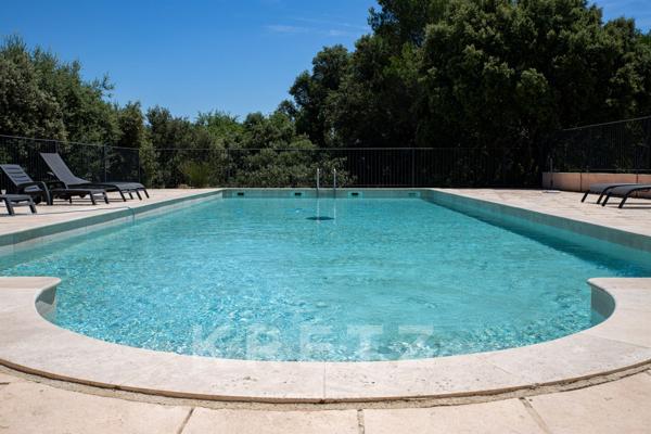 Très grande propriété d'exception - hameau privé à Vaison-La-Romaine