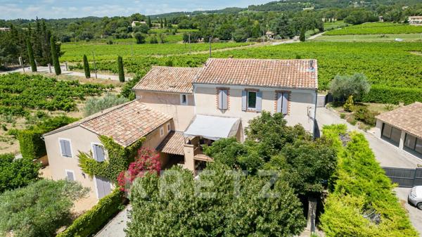 Très grande propriété d'exception - hameau privé à Vaison-La-Romaine