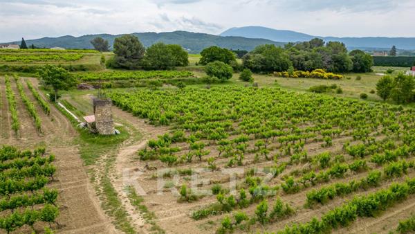 Très grande propriété d'exception - hameau privé à Vaison-La-Romaine