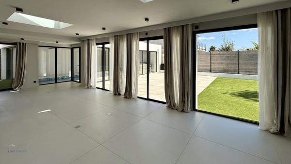 Maison contemporaine - 164.50 m2 - espace détente - GUILERS