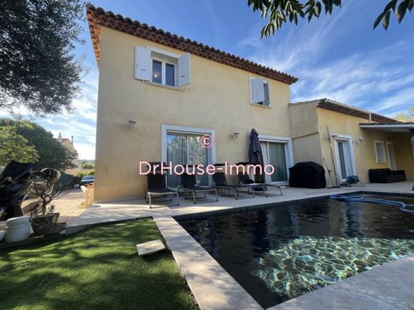 Maison à vendre 6 pièces de 207 m²