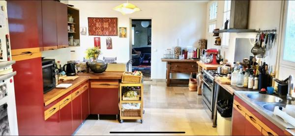 Dpt Yvelines (78), à vendre AUFFREVILLE BRASSEUIL maison P9 de 237 m² - Terrain de 2 300,00 m²