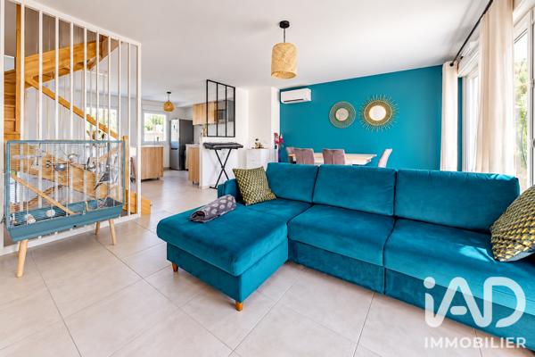 Maison à vendre 5 pièces 85,51 m² Saint-Cannat
