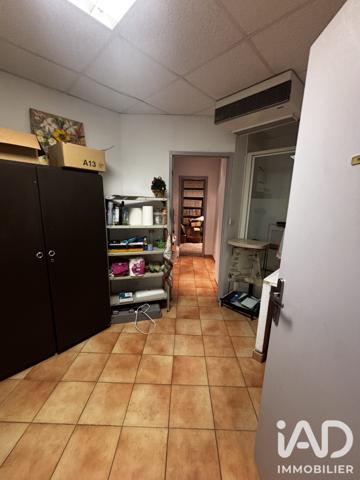 Murs commerciaux  à vendre 97,61 m² Arles