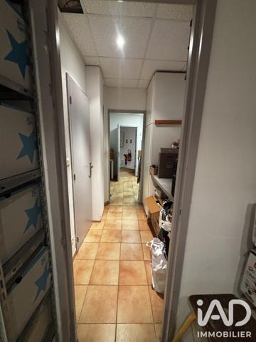 Murs commerciaux  à vendre 97,61 m² Arles