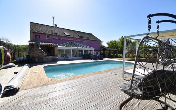 Maison à vendre    8 pièces • 259 m2 Arquian